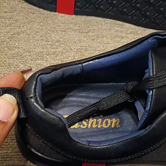 Black and Red Men's Sneakers - Picture 6 of 7